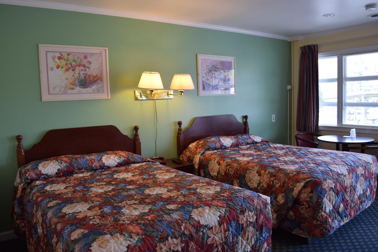 Top Hill Motel Saratoga Springs Kültér fotó